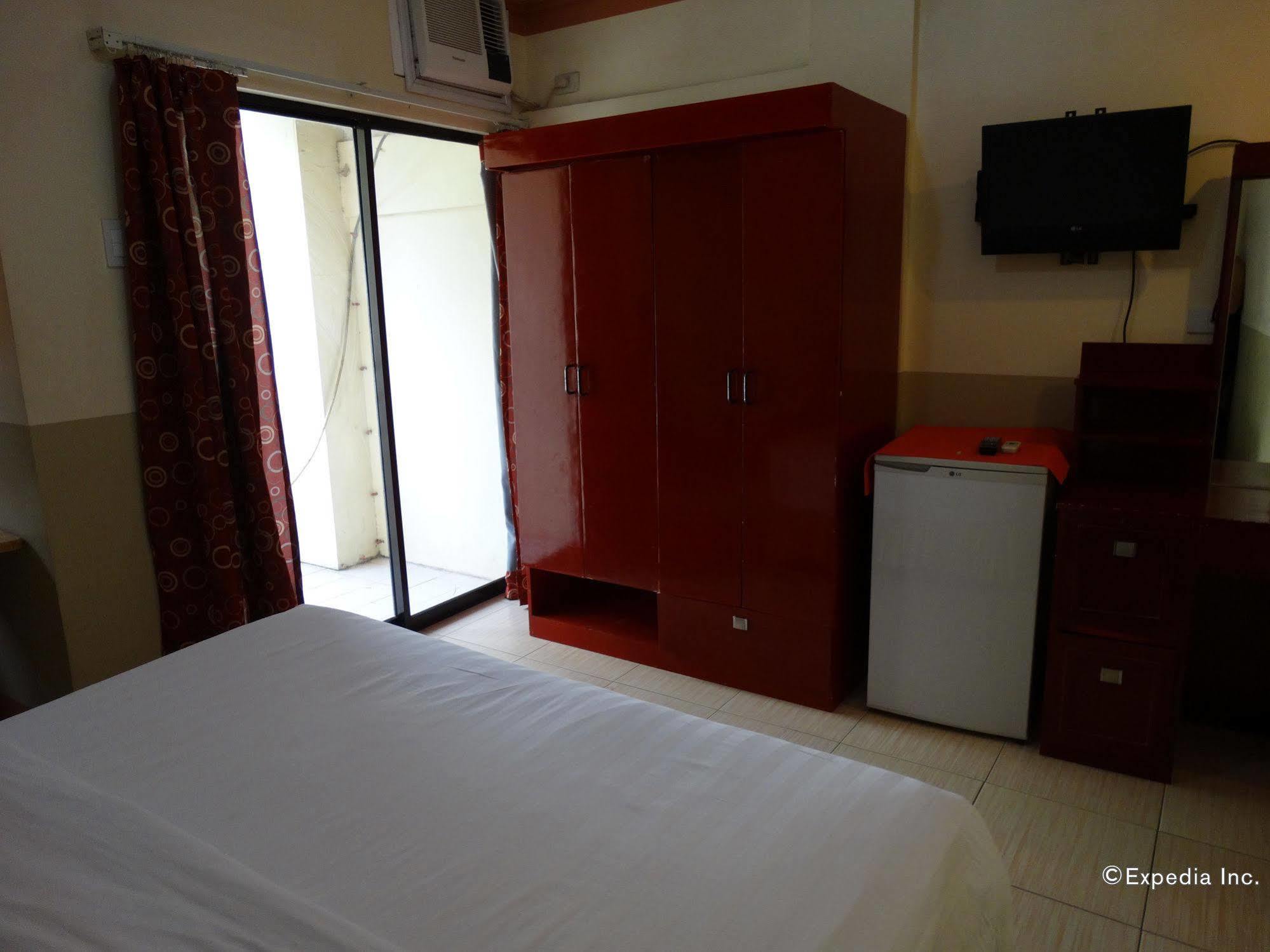 Imperial Ridge Pension House Tagbilaran Zewnętrze zdjęcie